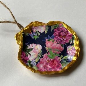 Handcrafted Shell Ornament Pink Floral Gold Decoupage